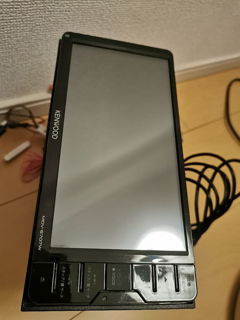 KENWOOD　カーナビ　MDV−S707W　2020年製