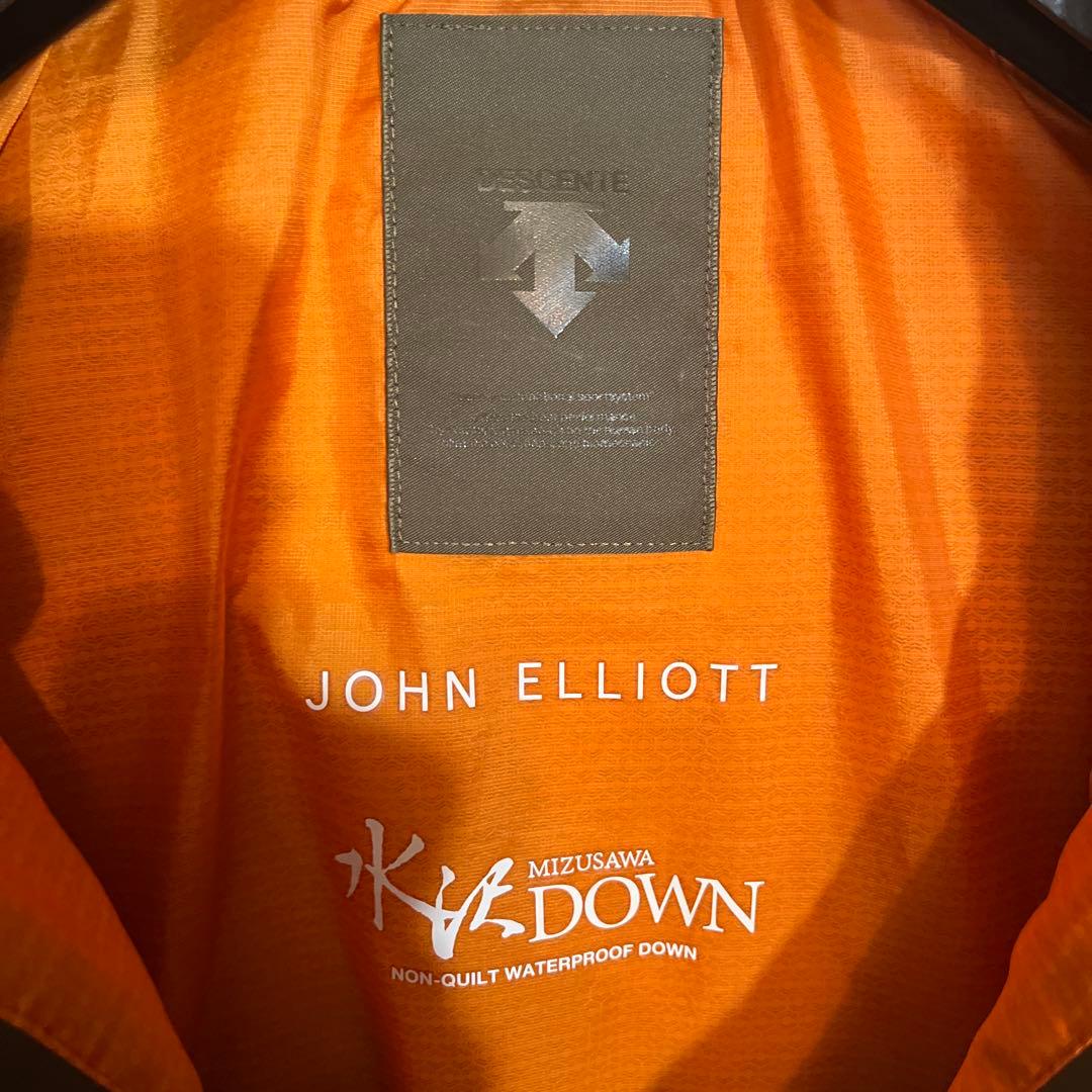 水沢ダウン JOHN ELLIOTT オリーブ Mサイズ