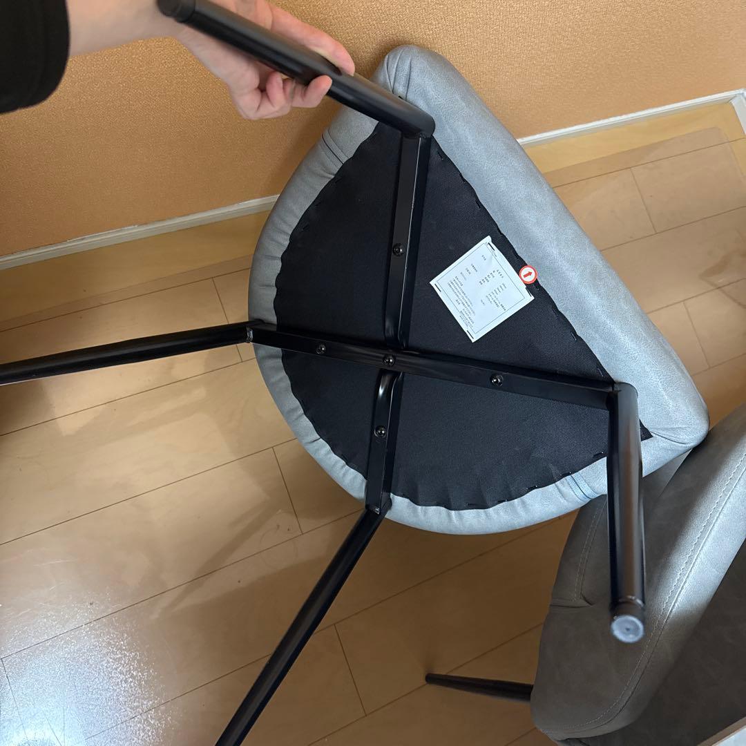 お掃除ロボット対応　レザー生地ダイニングチェア　アッシュグレー