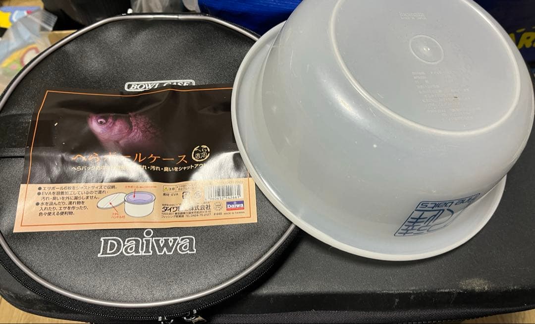 m*4様 ヘラブナ野釣り用品、ウキ、ハリ、エサ、ウキ、大量セット