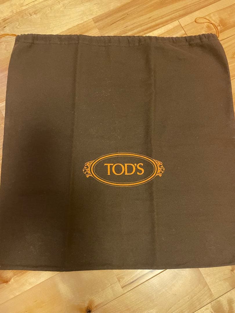 トッズ　バック　黒　レザー　手提げバック