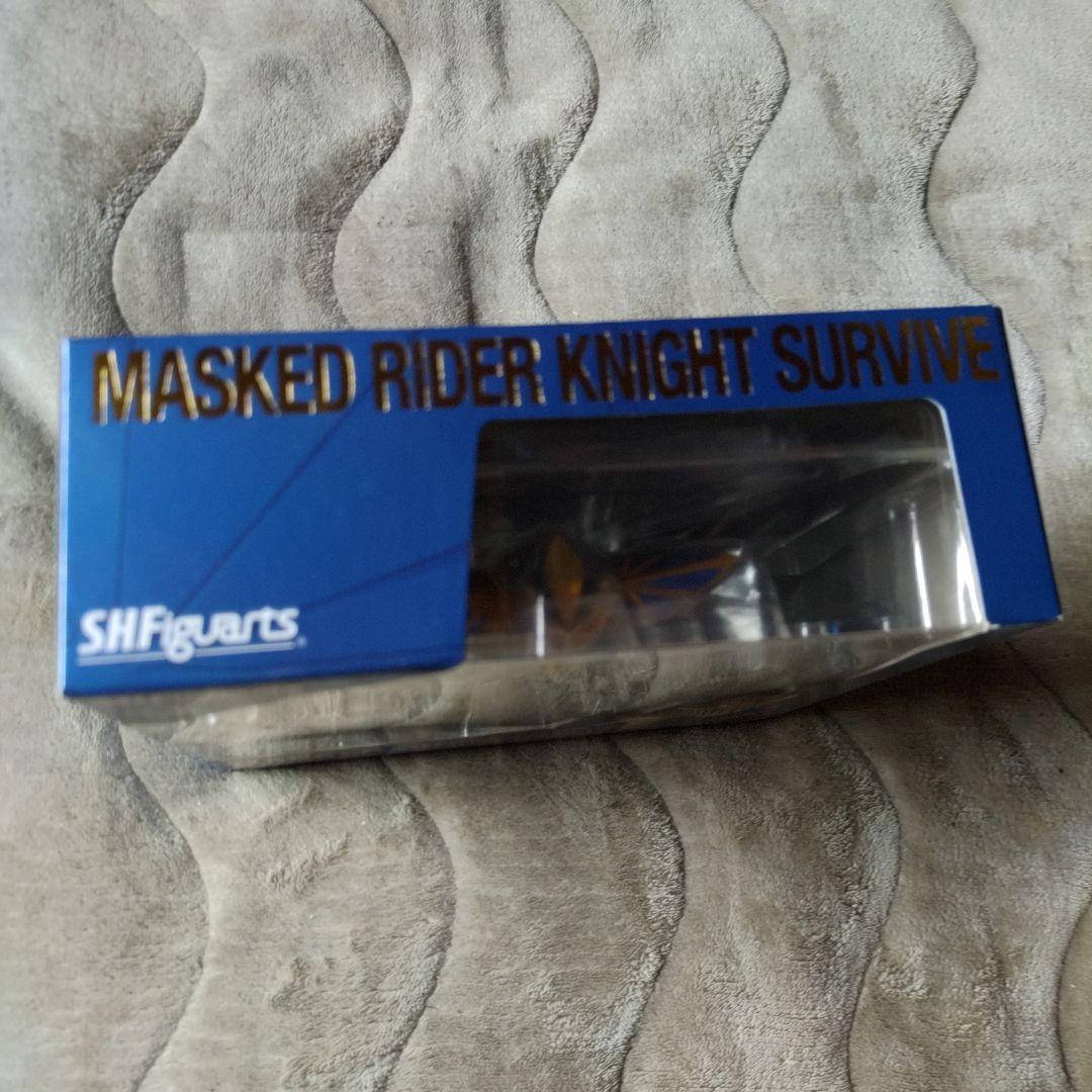 【未開封品】S.H.Figuarts 仮面ライダー ナイト サバイブ 東映
