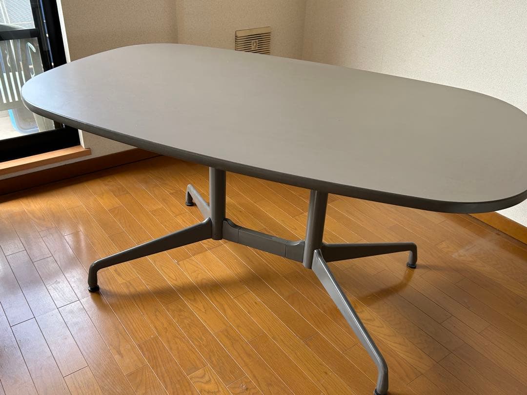 HermanMiller ハーマンミラー セグメンテッドベーステーブル - メルカリ