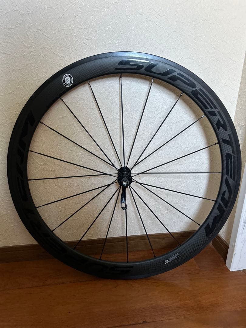 l*g様 スーパーチーム　カーボンホイール　50mmハイト　美品