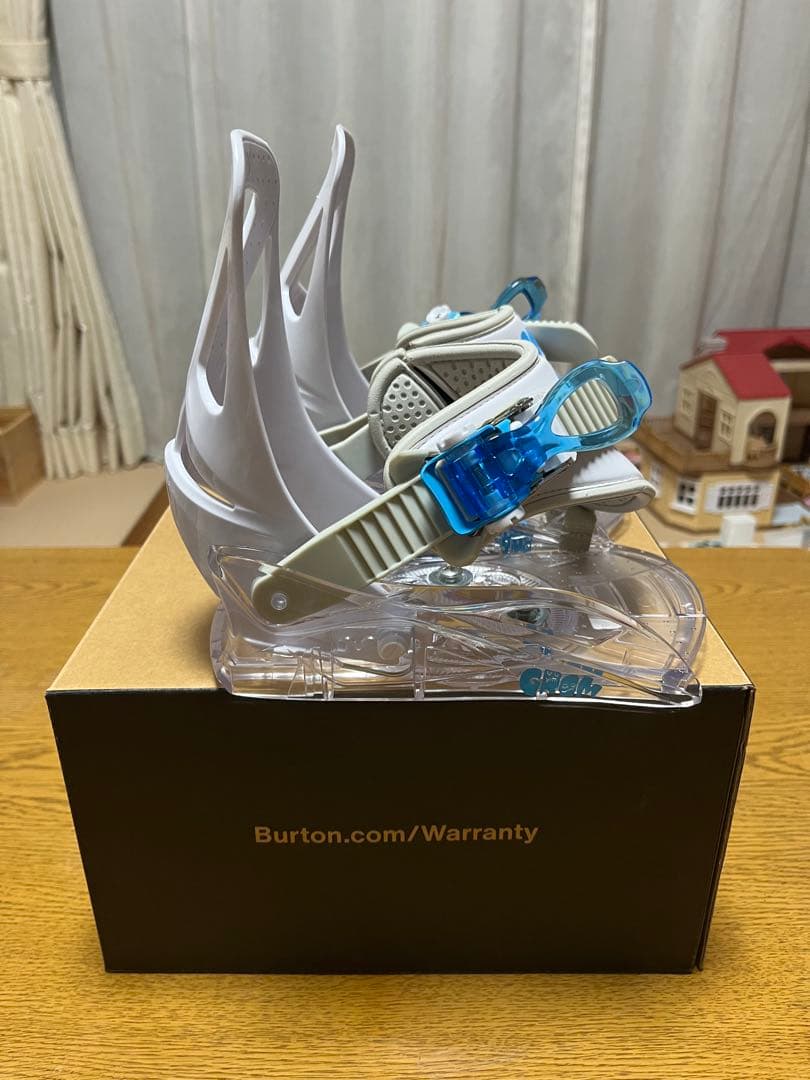 バートンGrom Kids スノーボードビンディング Mサイズ ホワイト