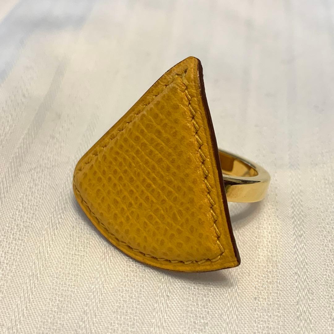 希少　エルメス　トライアングル　レザー　スカーフリング　イエロー　ゴールドメッキ