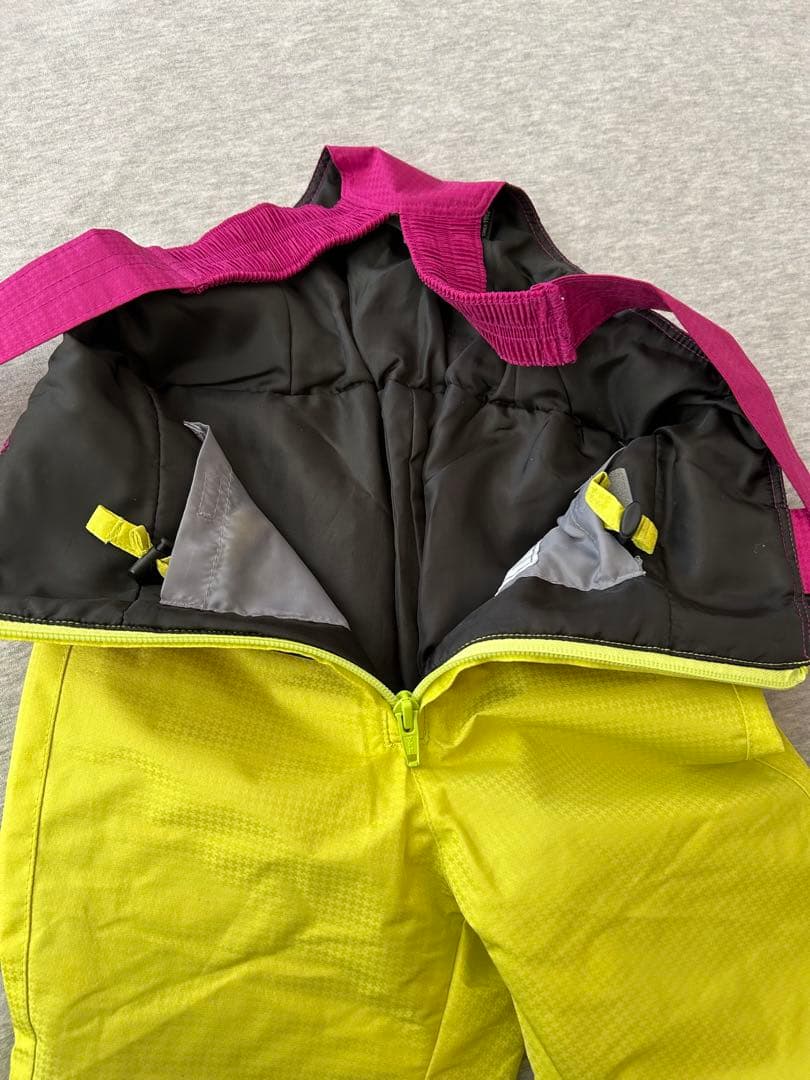 phenixフェニックス　スキーウェア　子供用　100cm（サイズ調節可）