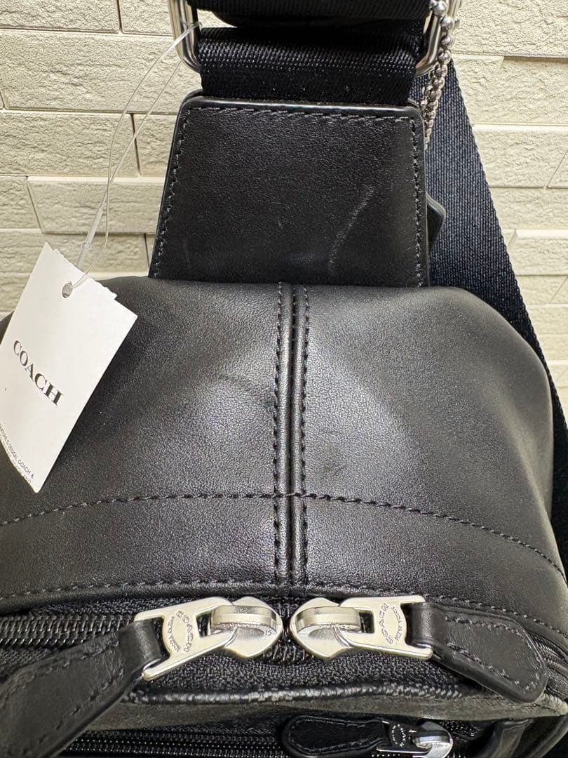 美品✨ COACH コーチ ボディバッグ シグネチャー ショルダー ブラック