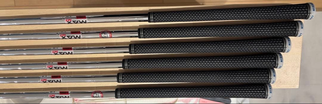 TaylorMade sim2max アイアンセット 6本　AW付き