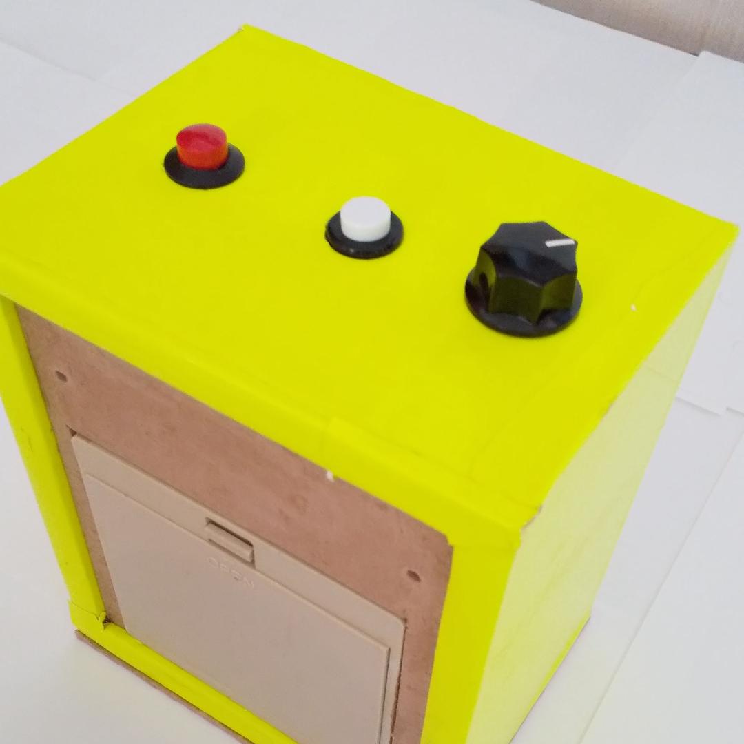 ハンドメイド 8曲記憶オルゴール ネオンイエロー