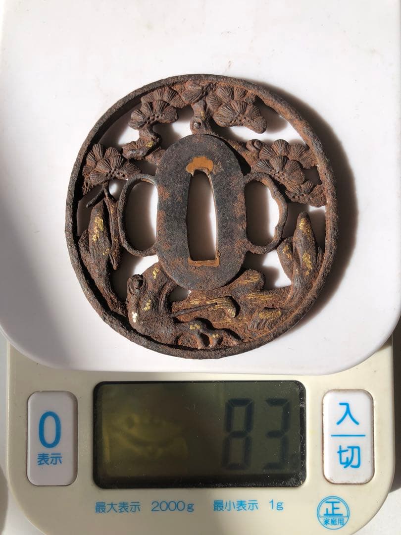 透かし鍔 古鍔 鉄地 鐔 金象嵌 つば 刀装具 古美術 時代物 松葉の図 26M