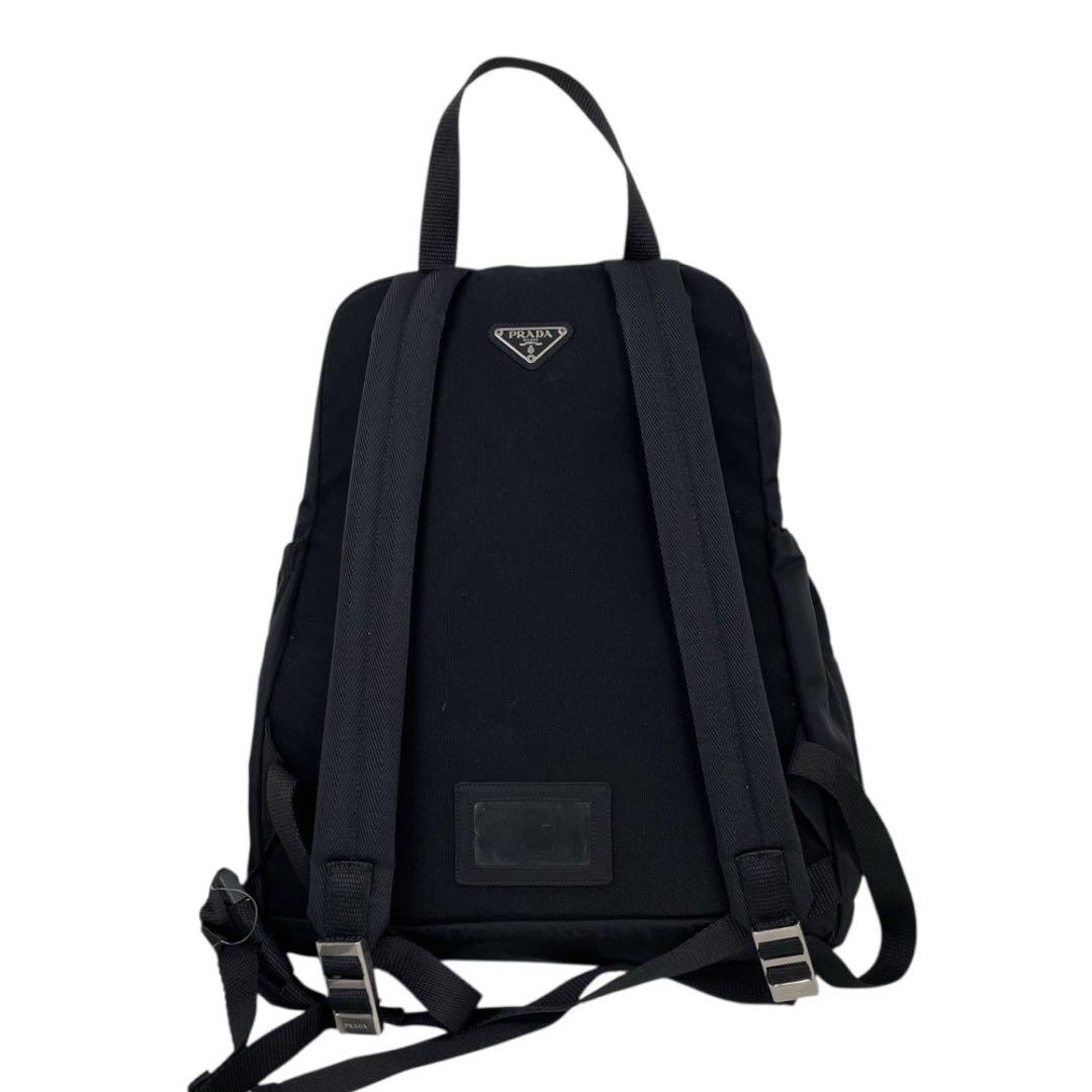 極美品　プラダ　三角ロゴ　ナイロン　黒　ブラック　リュックサック 4656