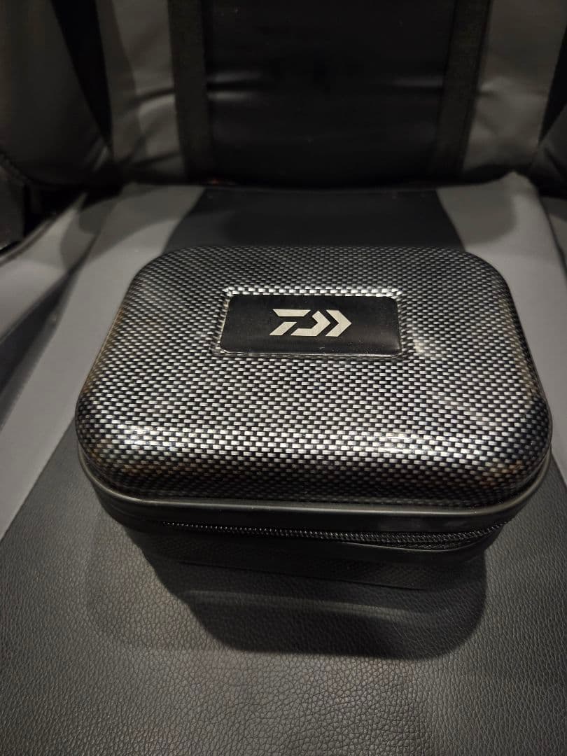 Daiwa BJ IKADA 70 ゴールド/レッド