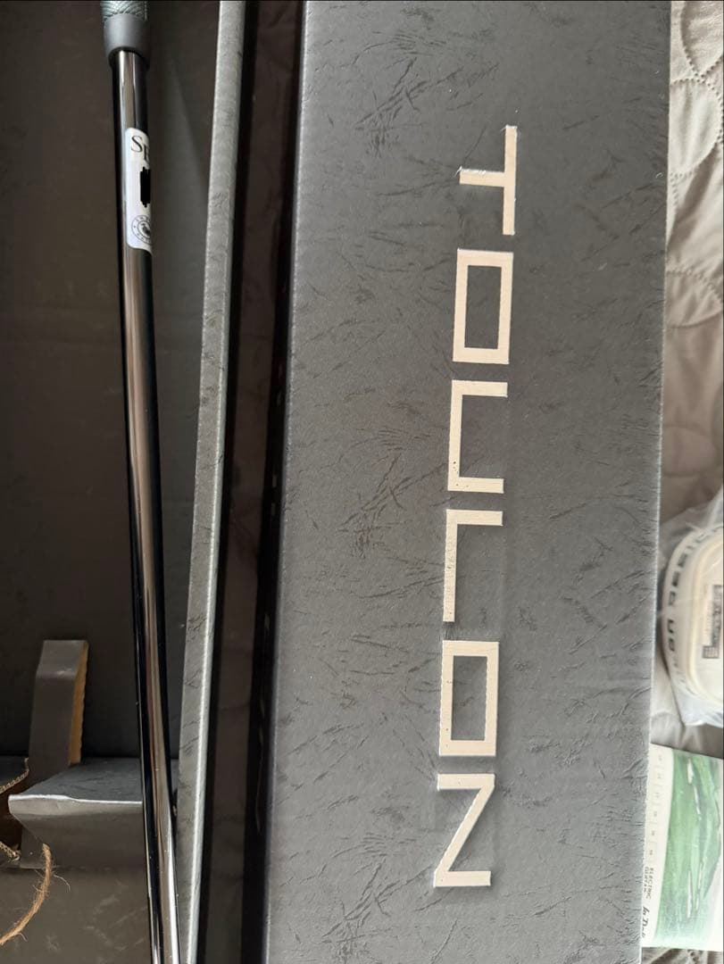 スモールバッジ　トゥーロン　Carbonette パター　メドウクラブ