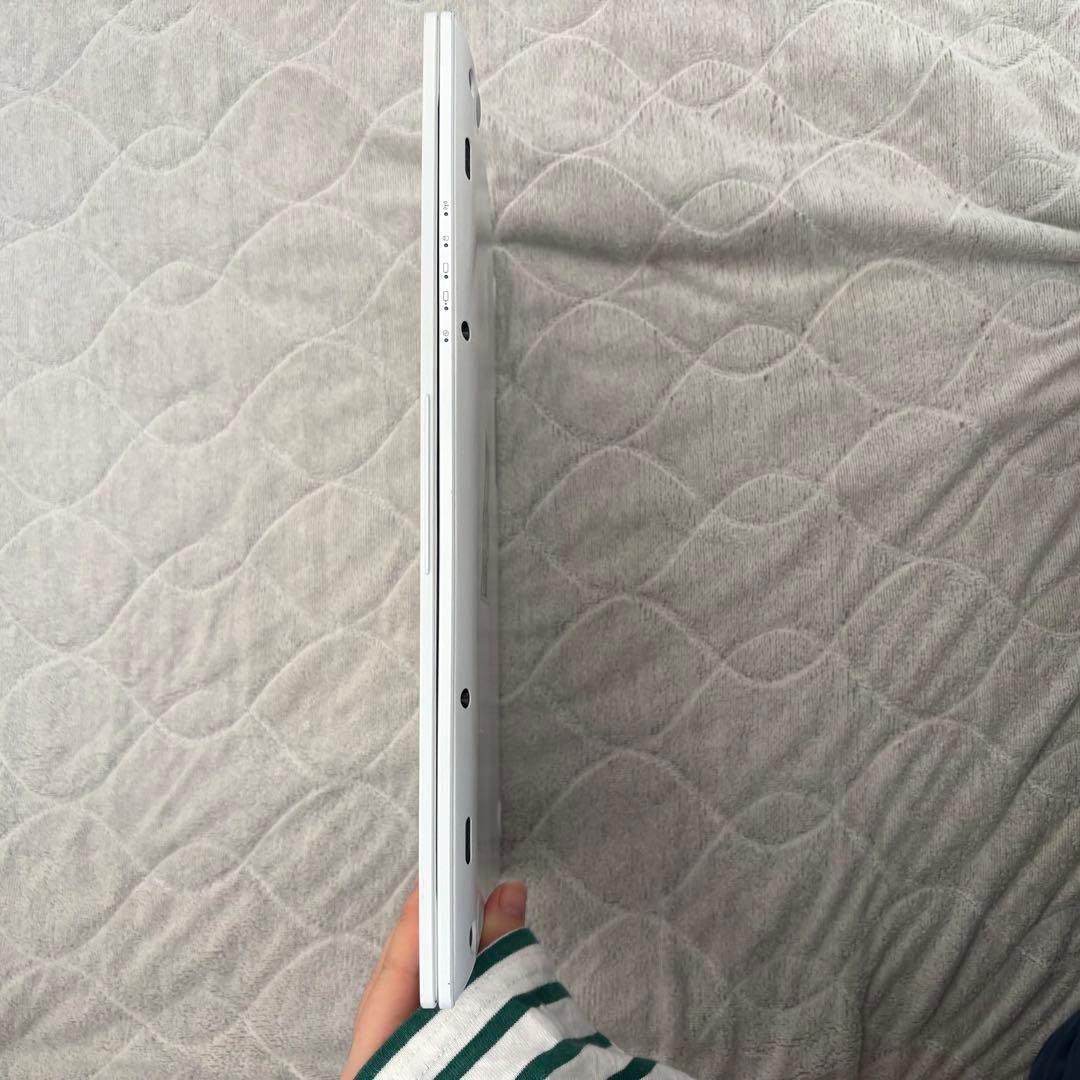 【ジャンク】ノートパソコンCore i7-8565U 富士通　FUJITSU