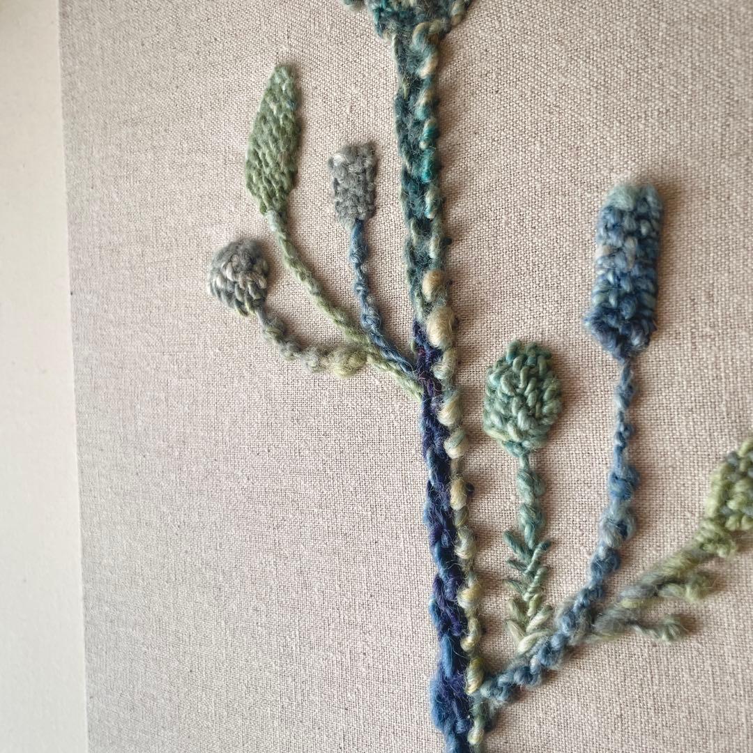 一点もの】『手紡ぎ糸のお花. a´』手刺繍ファブリックパネル