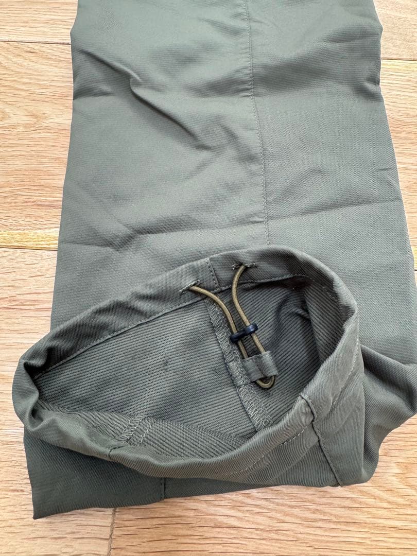 Oakley ジャージ上下セット オリーブグリーン