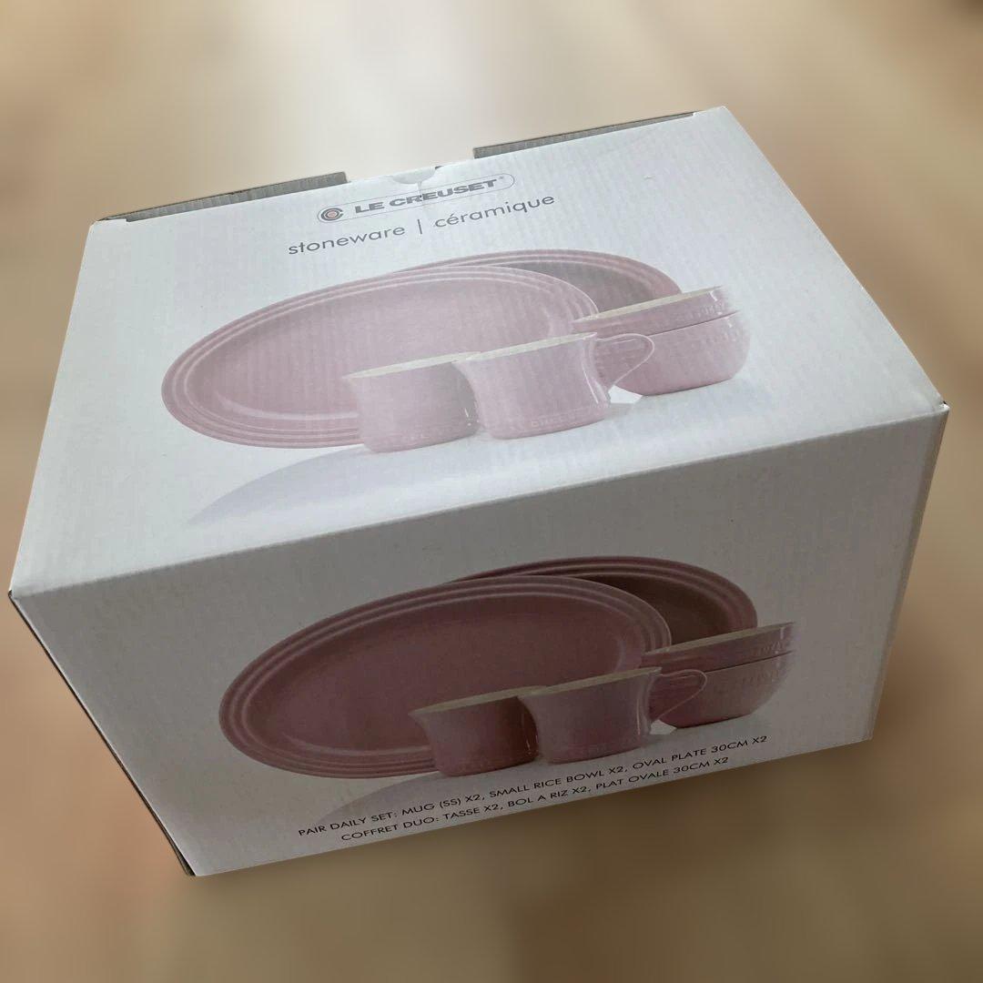 ル・クルーゼ ピンク 食器セット - メルカリ