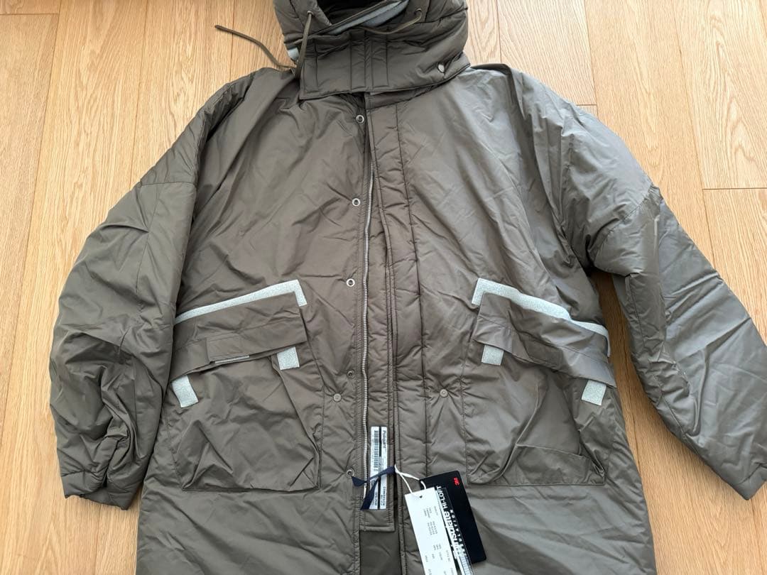 ジャケット・アウター poliquant DEFORMED PADDING HOODIE COAT