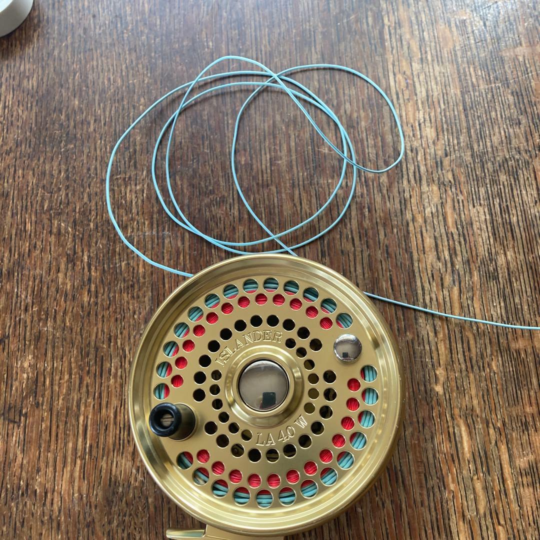 er LA 4.0W フライリール