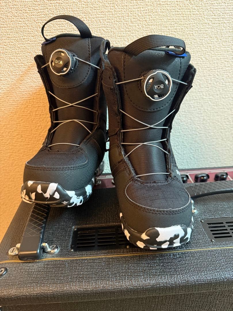 BURTON スノーボードブーツ グロムBOA 19.5㎝
