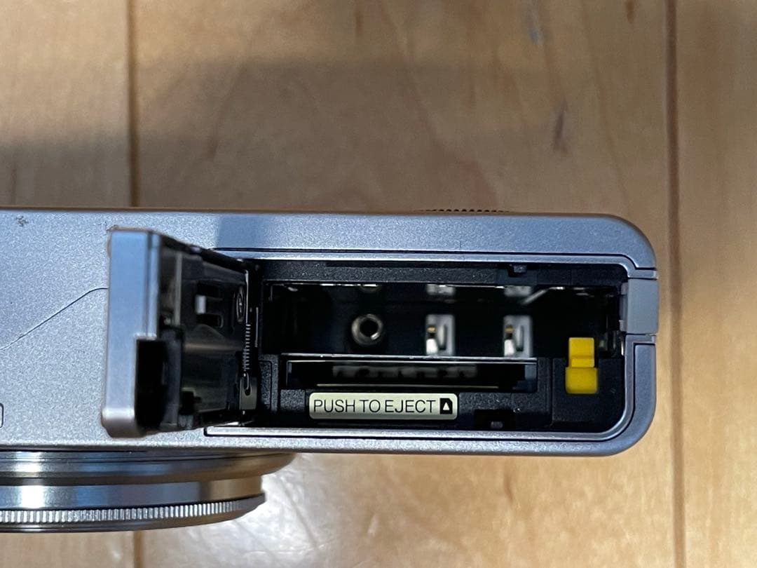 ジャンク品] FUJIFILM XF1 デジタルカメラ・使用説明書付き