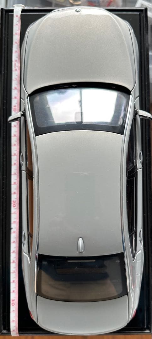 KYOSHO BMW750LiMOON silver1/18スケール