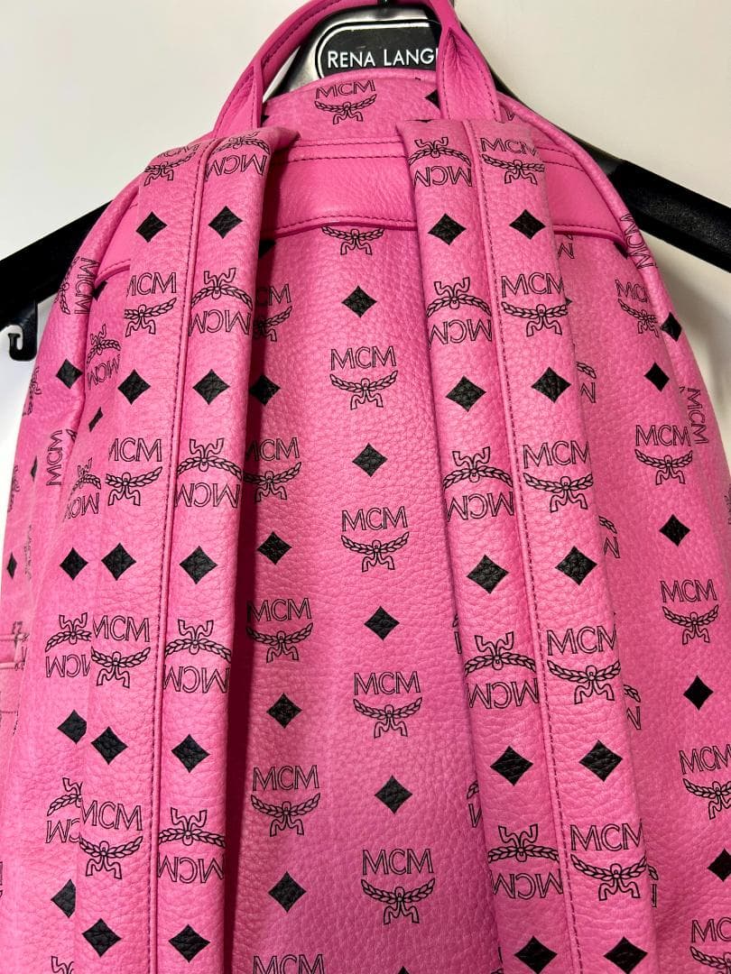 【美品】MCM ピンクロゴリュック