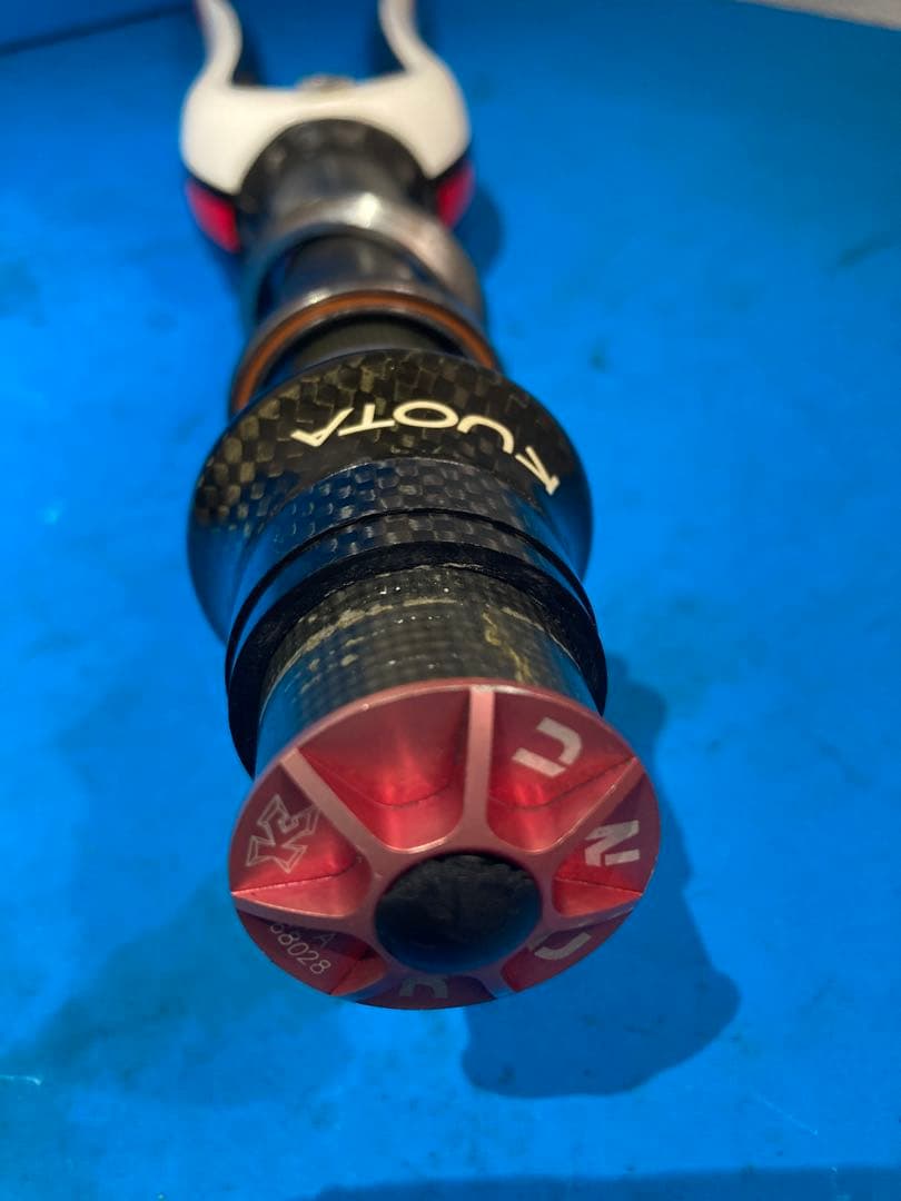 ◻️KUOTA KEBEL フルカーボンフロントフォーク ヘッドパーツ付