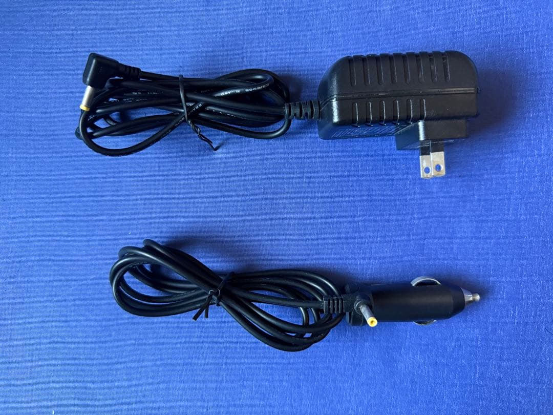 AVOX 14インチ ポータブルブルーレイプレーヤー APBD-14EFHD