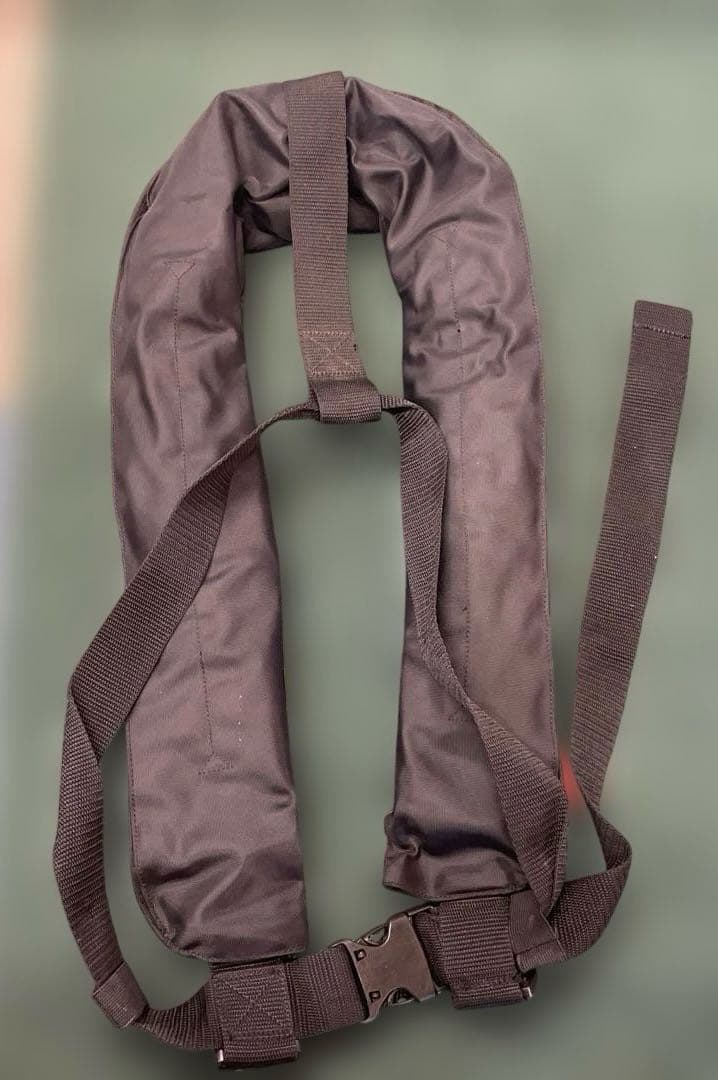 Oraio オライオ　自動膨張型ベスト　ライフジャケット