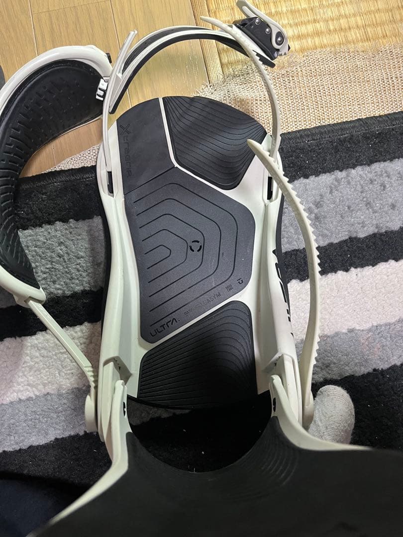 UNION ultraスノーボードビンディング ホワイト　Lサイズ