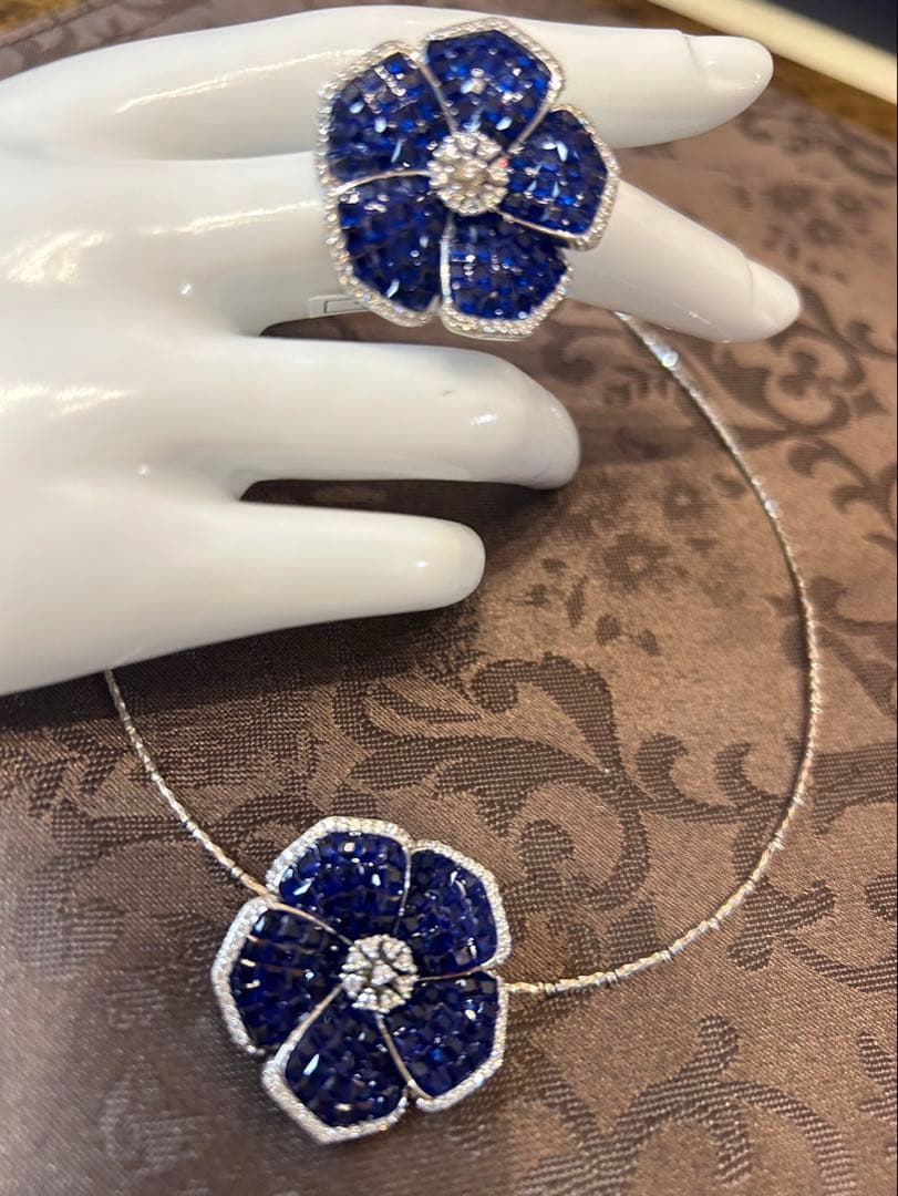 ハートちゃん❣️ミステリーセッティングブルーサファイアブローチ