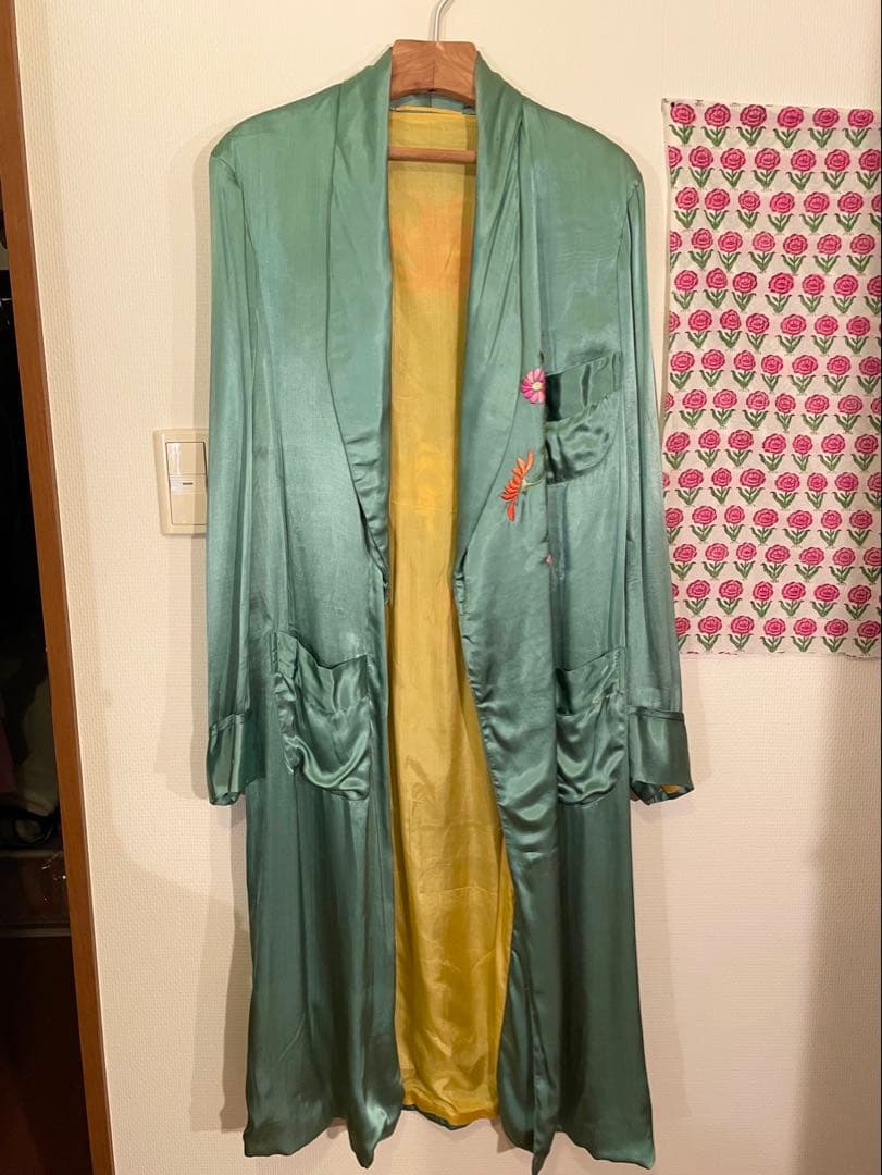 チャイナガウン Sunny Vintage ミントグリーン サテン 花柄刺繍