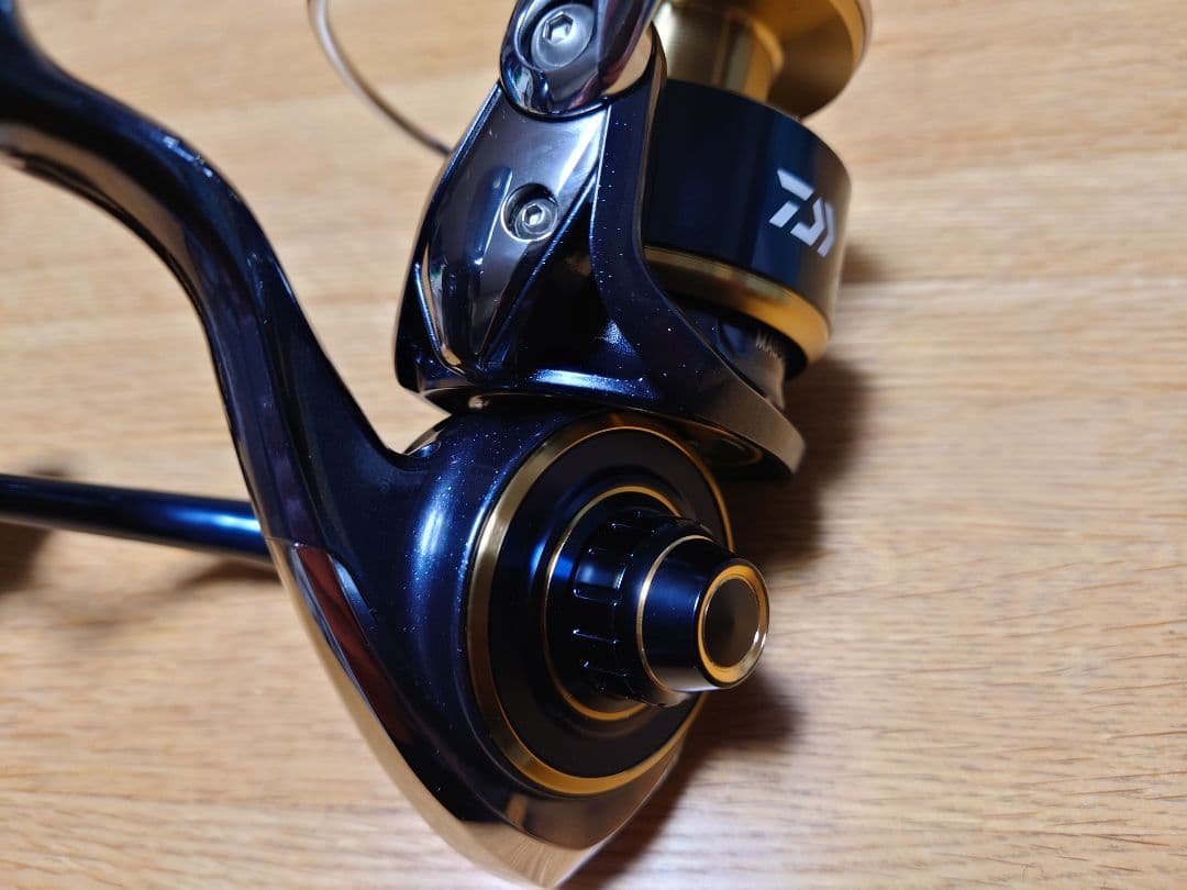 20ソルティガ8000-H