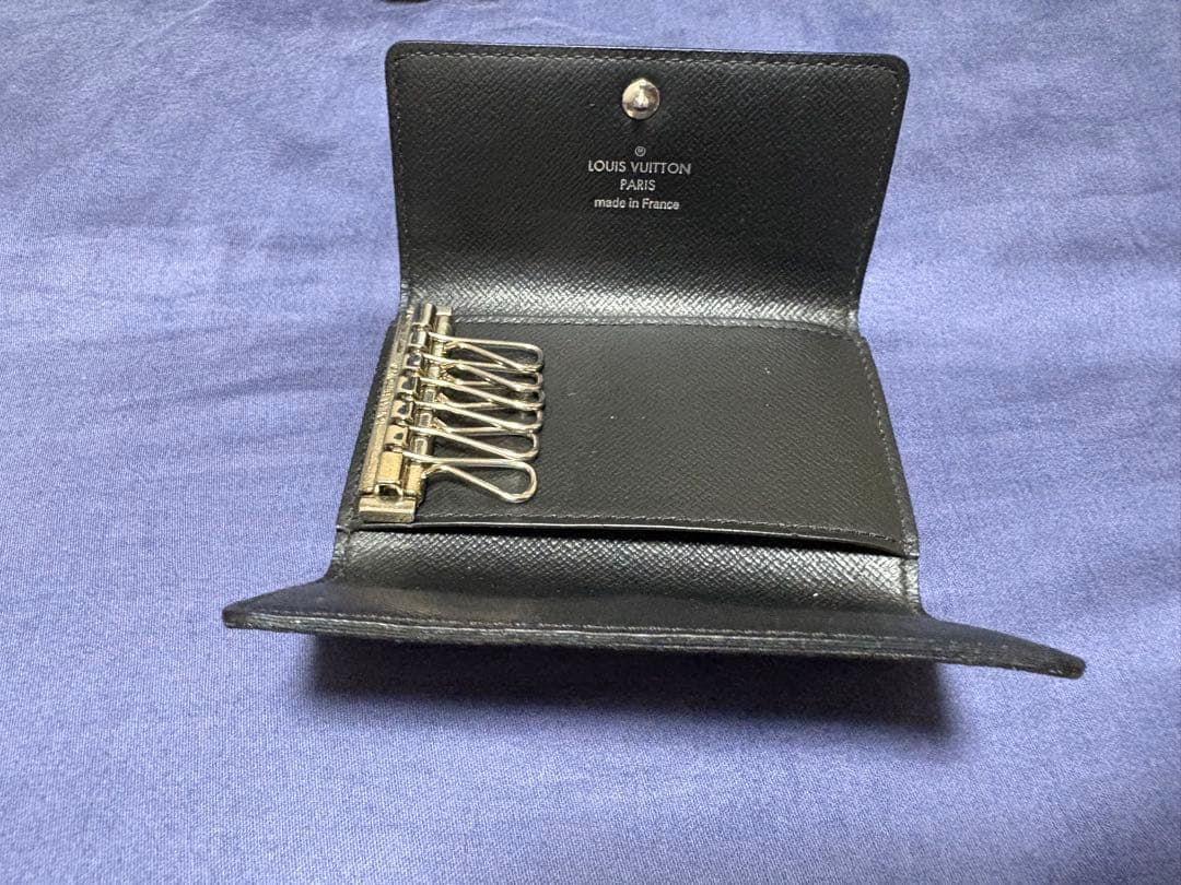 ルイヴィトン（ダミエ）のカードケース、6連キーケースをセットで売ります！