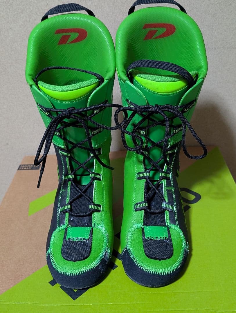 23/24 DALBELLO DRS SS 23.5cm 定価は120,000円