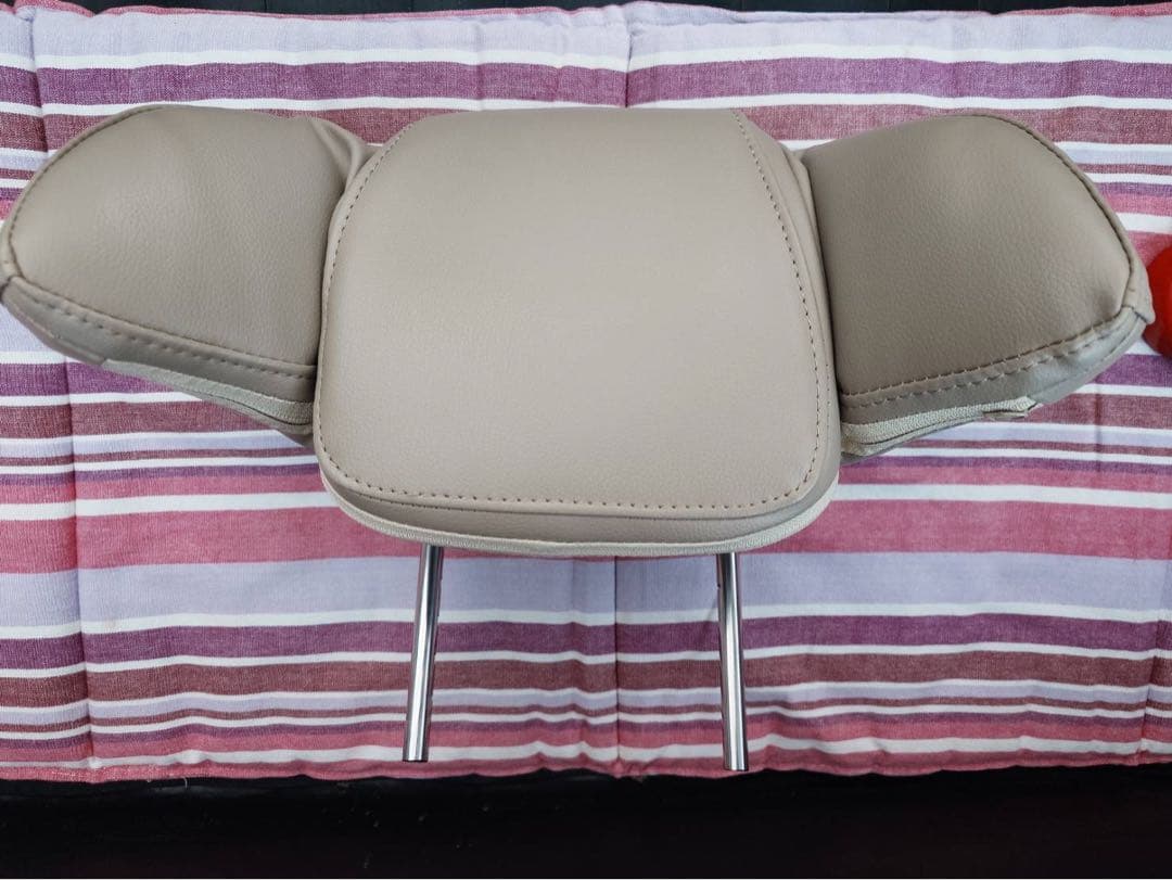 30アルファード後期　　ヘッドレスト