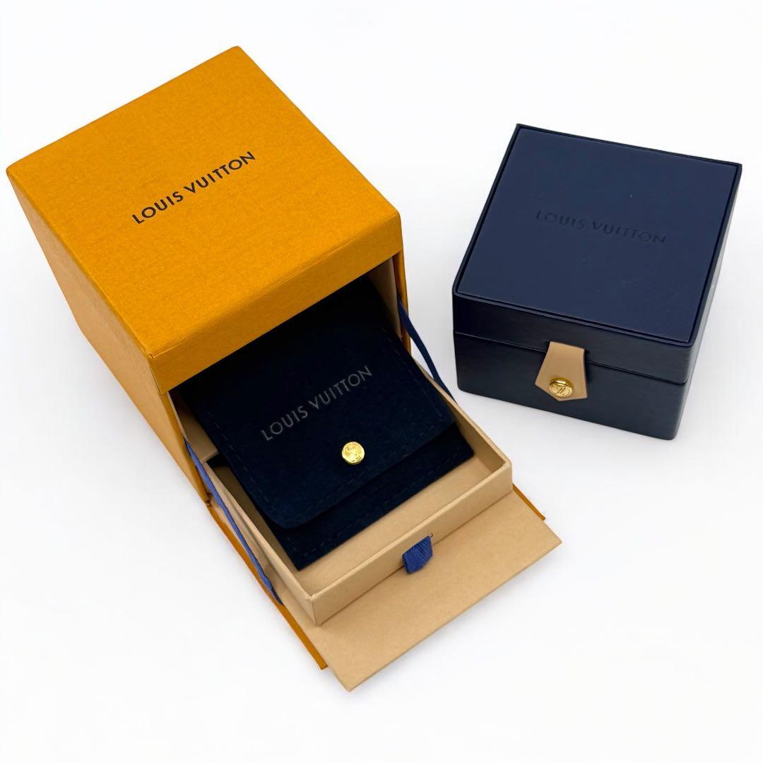 【極美品】ヴィトン　ピアスLVヴォルト　アップサイドダウン