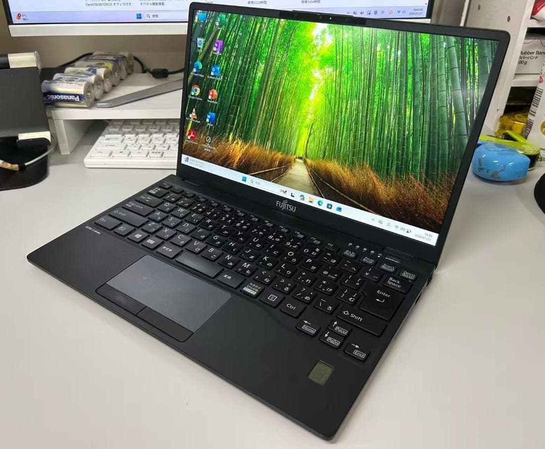 超軽量840g 富士通 LIFEBOOK U9311/M 美品 オフィスあり