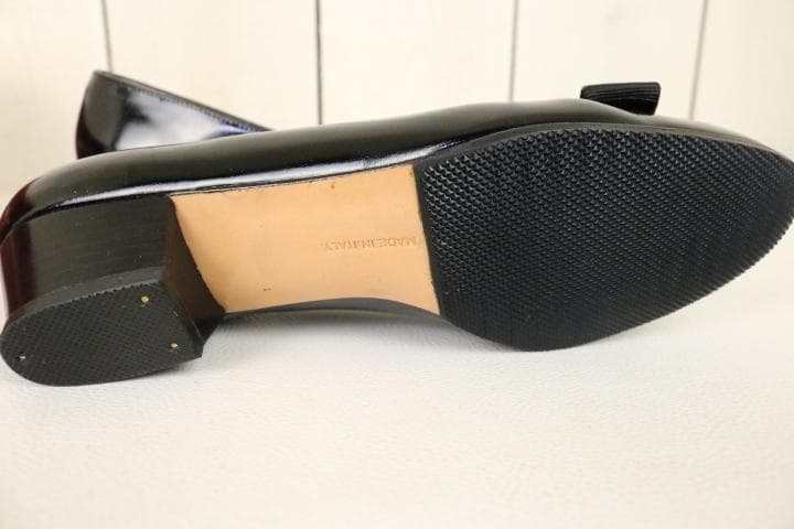 マ*☆様 【新品同様】☆フェラガモ：VARA　リボン　ローヒール　パンプス　25