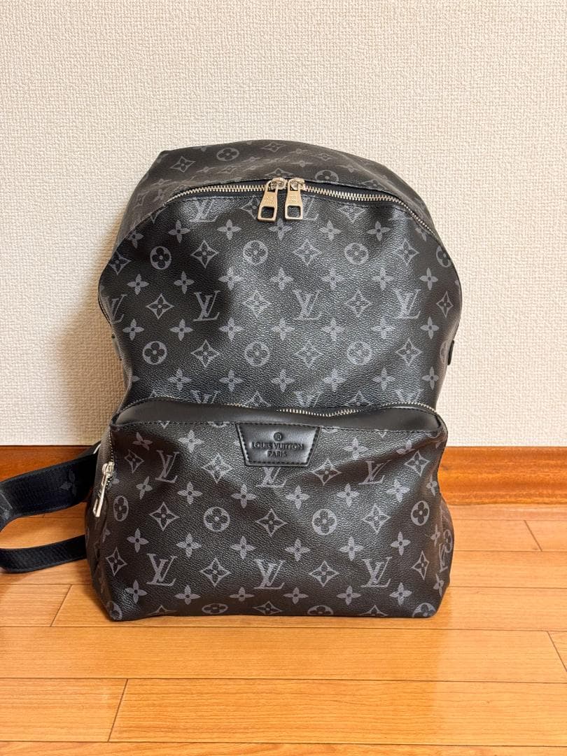 Louis Vuitton ブラックバックパック