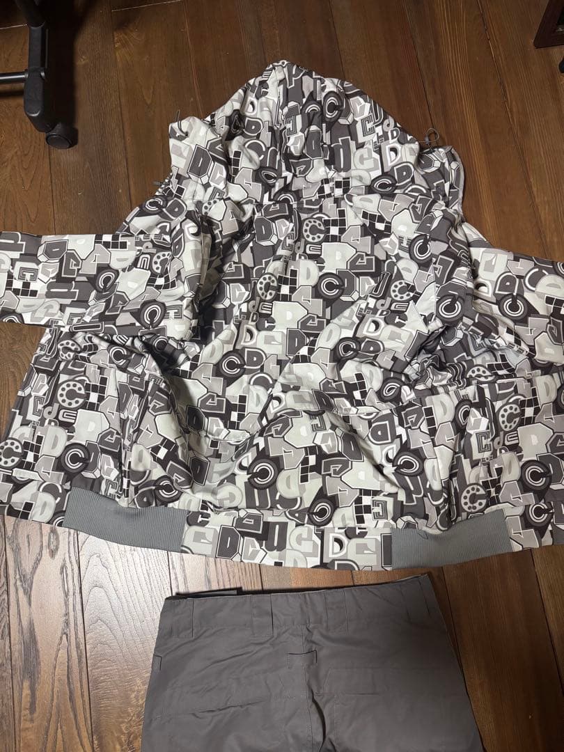 スノーボードウェア ジャケットとパンツセット