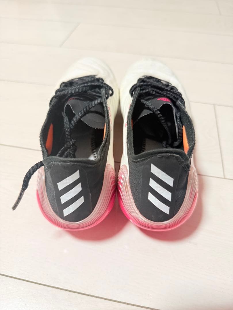 COPA サッカーシューズ ホワイト/ピンク FG 25.5cm