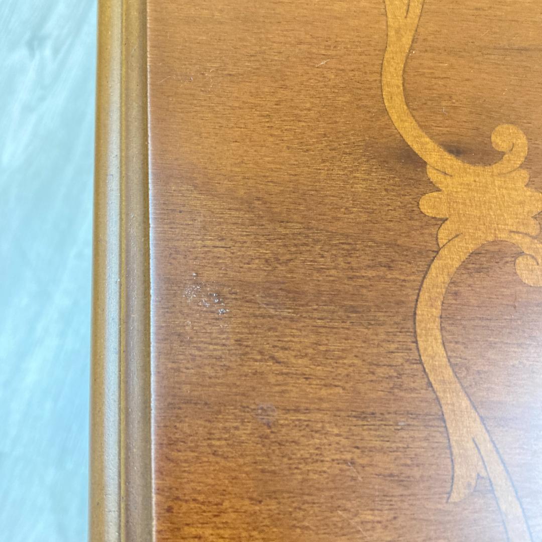 イタリア製 クラシカル 象嵌細工 猫脚 ネストテーブル 　 サイドテーブル