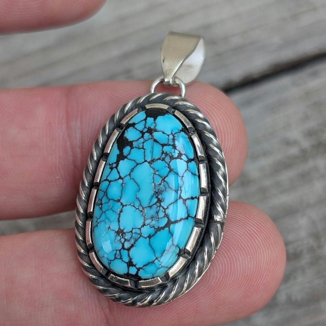 ハンドメイドのターコイズトップ　インディアンジュエリー風　オールハンドメイド！