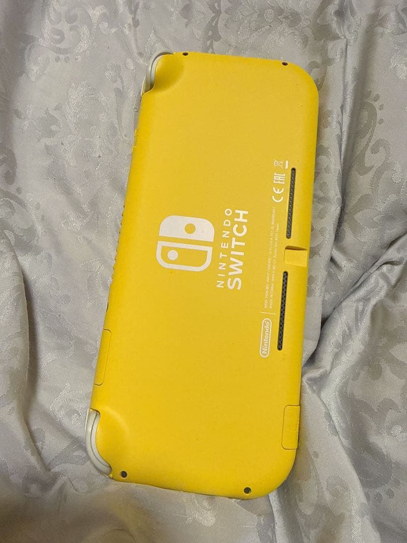 【美品】Switch lite スイッチライト イエロー 本体のみ