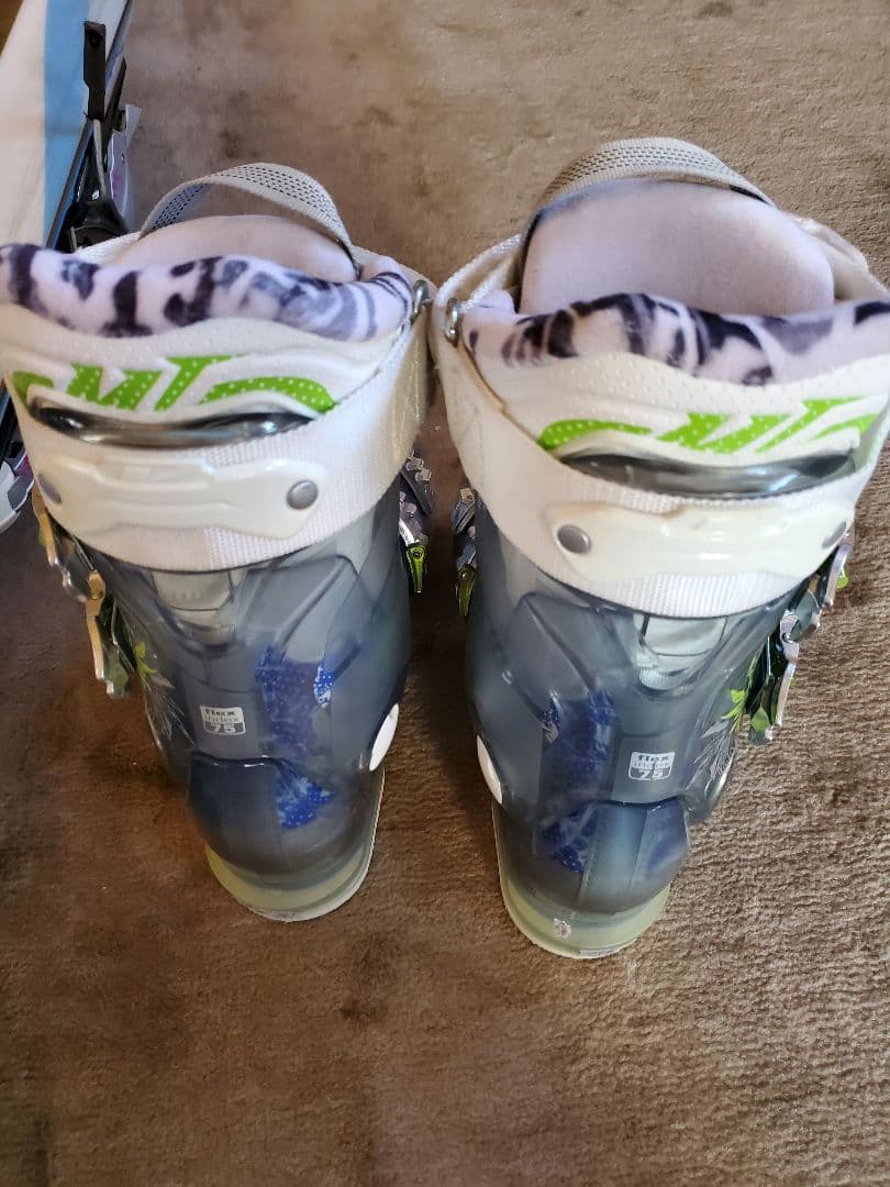 salomonカービング141ブーツ22～22.5cmストック　セット