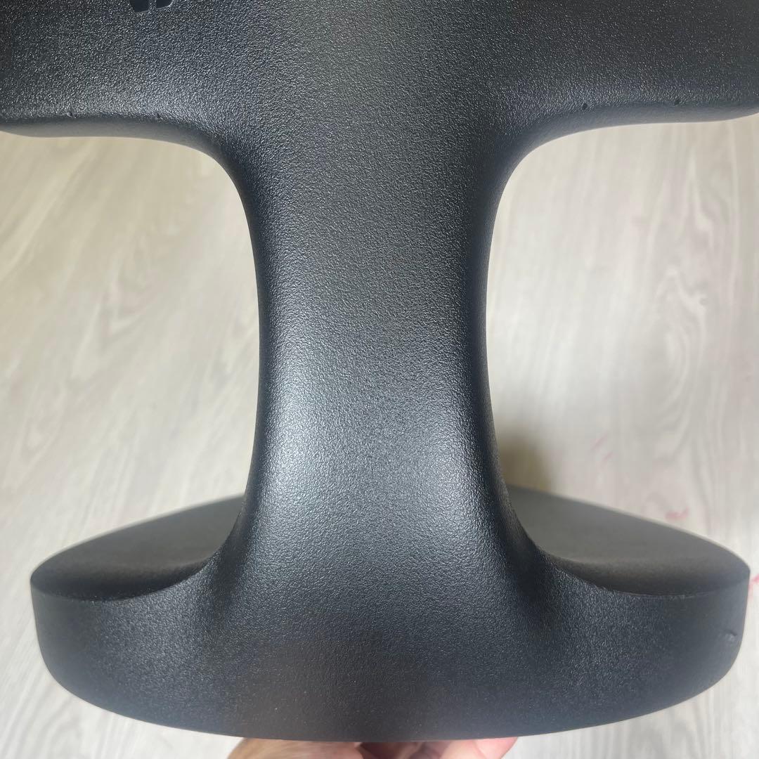 ブラック　姿勢矯正用チェア　アーユルチェア　椅子