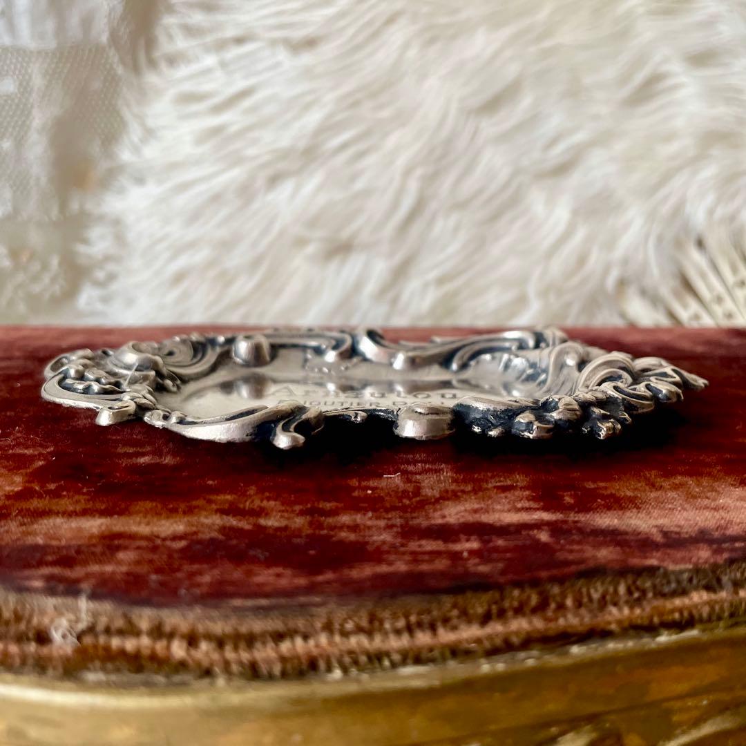 ベルハート　純銀製ビジュティエのシルバートレイ　シルバーヴィドポッシュ